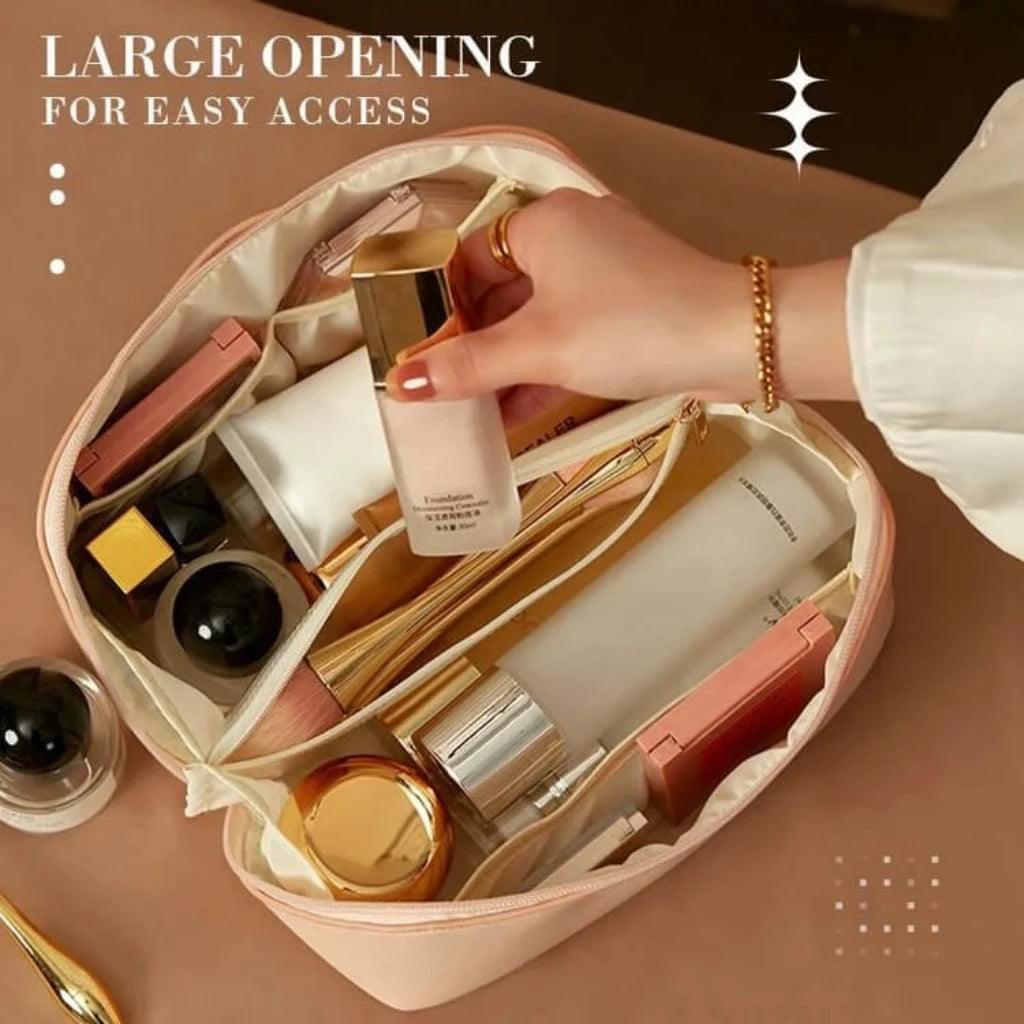 MAKEUP TRAVEL BAG😍